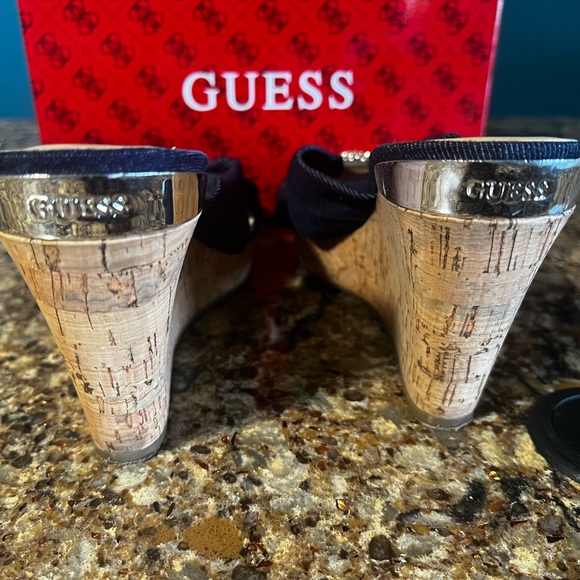 Guess Denim Wedge GWBETZY2 Dark Blue Fabric - Picture 2 of 4